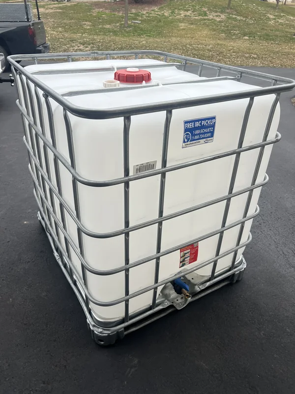 275-gallon used non-food-grade IBC tote from the Bulk photo library